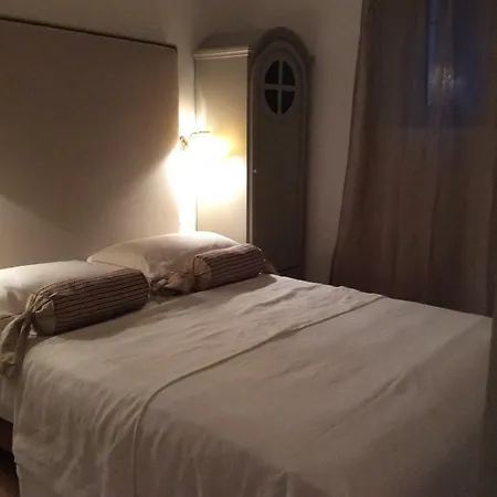 Le Mas Amore Bed & Breakfast Gassin